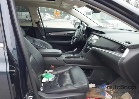 2017 Cadillac Xt5 Luxury z USA, uszkodzony, nr VIN 1GYKNDRS2HZ146441